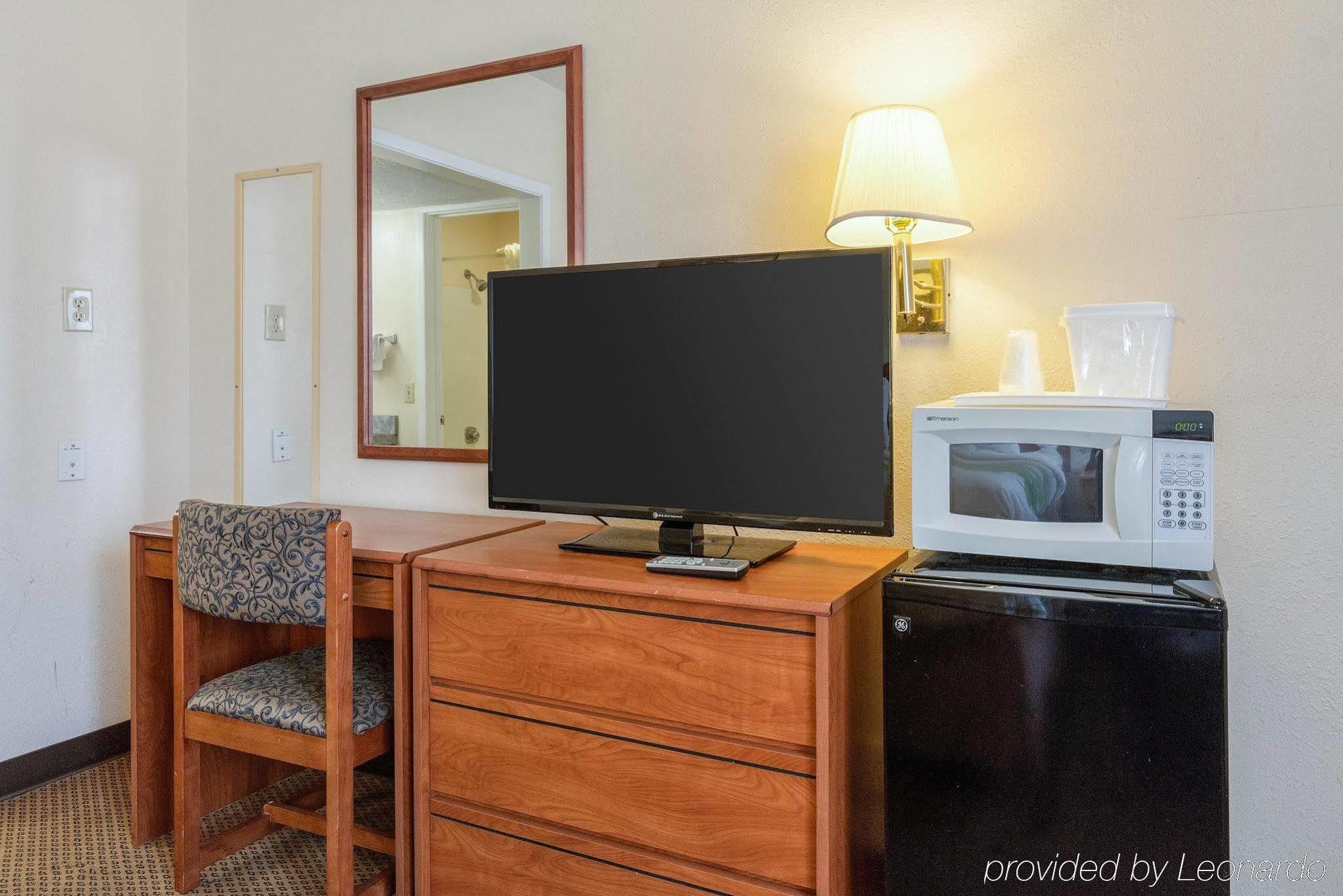 Lone Star Inn Lubbock Ngoại thất bức ảnh