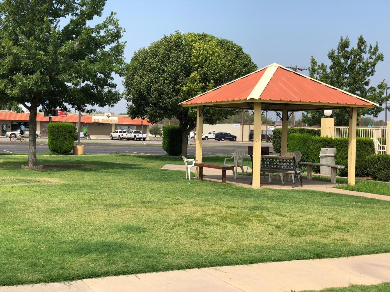 Lone Star Inn Lubbock Ngoại thất bức ảnh